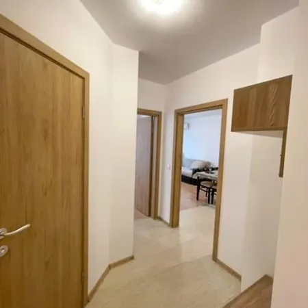 Bright New With Parking At The Center! Sofia